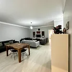 Ekinci Plaza Apartment Istanbul