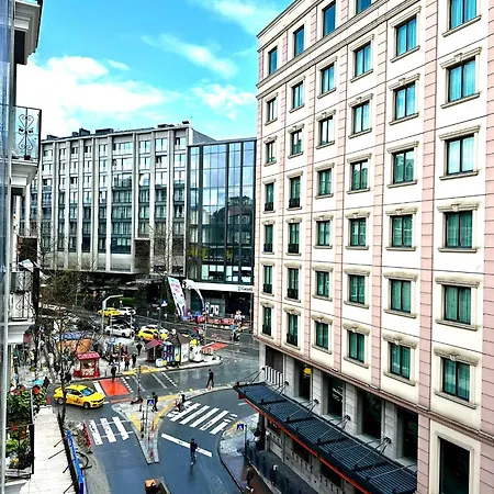 Apartamento Ekinci Plaza