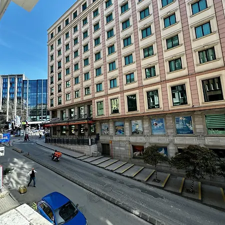 Ekinci Plaza Apartamento
