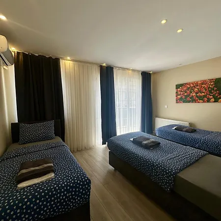 Ekinci Plaza Apartamento *