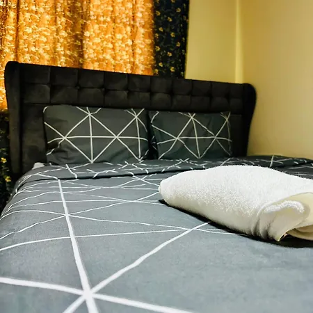 Ekinci Plaza Apartament